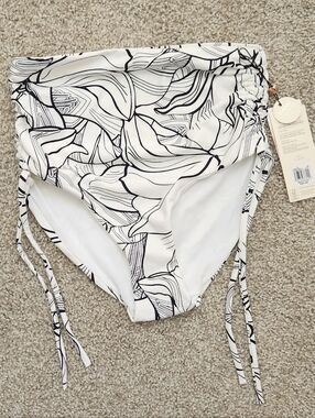 *NWT* Calia Black & White High-Waist Swim Bottoms with Leaf Line Print